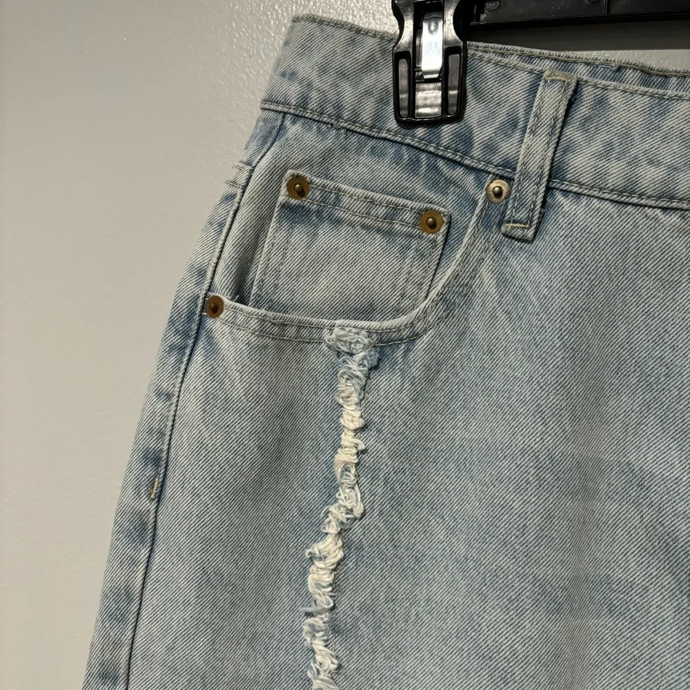 NWT Oh Polly Frayed Seam Flare Jeans Light Wash US 12 - Picture 6 of 8